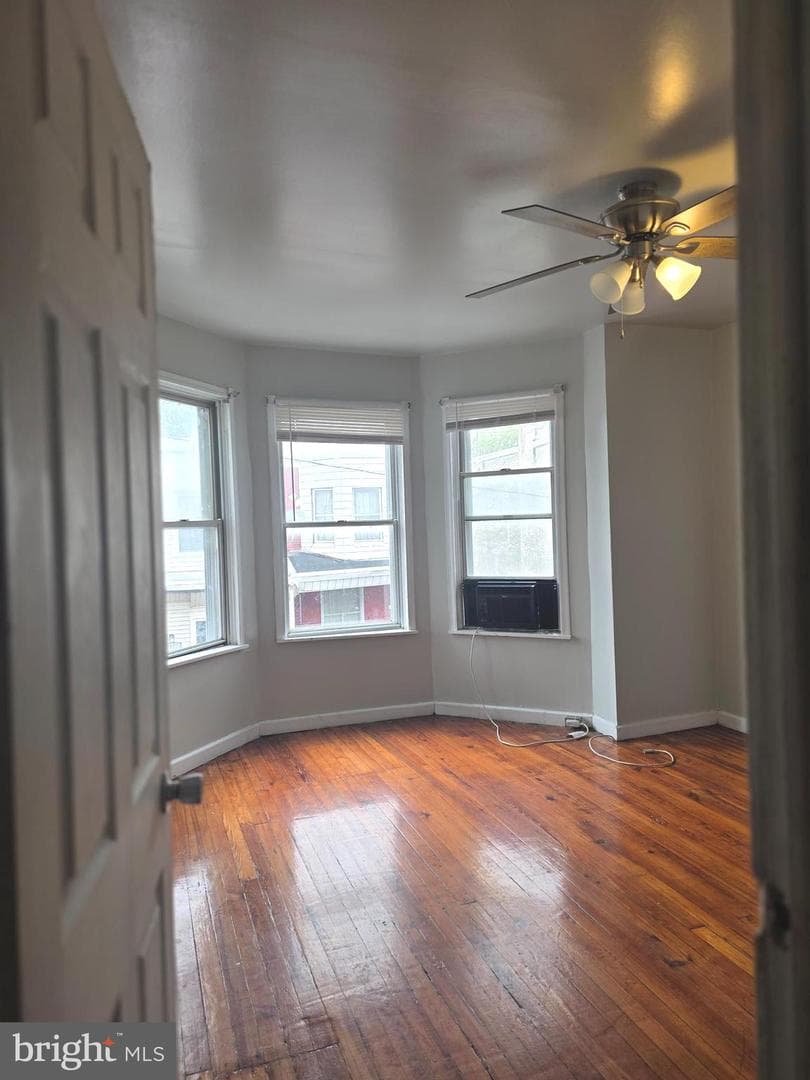 5336 Delancey Street photo 19