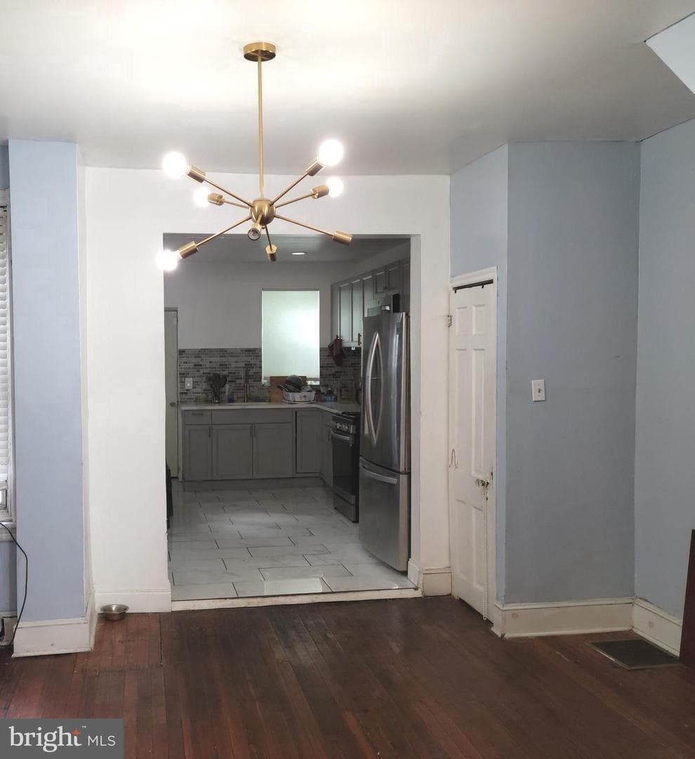 5336 Delancey Street photo 6
