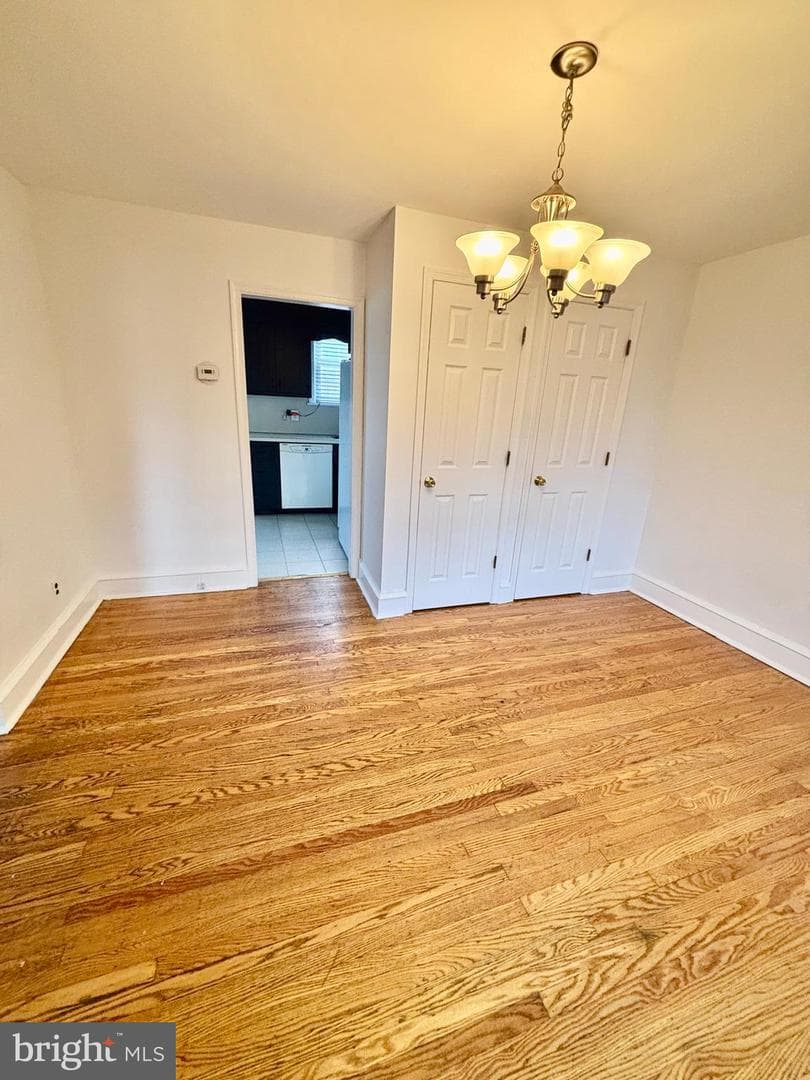 6309 Walker Street photo 10