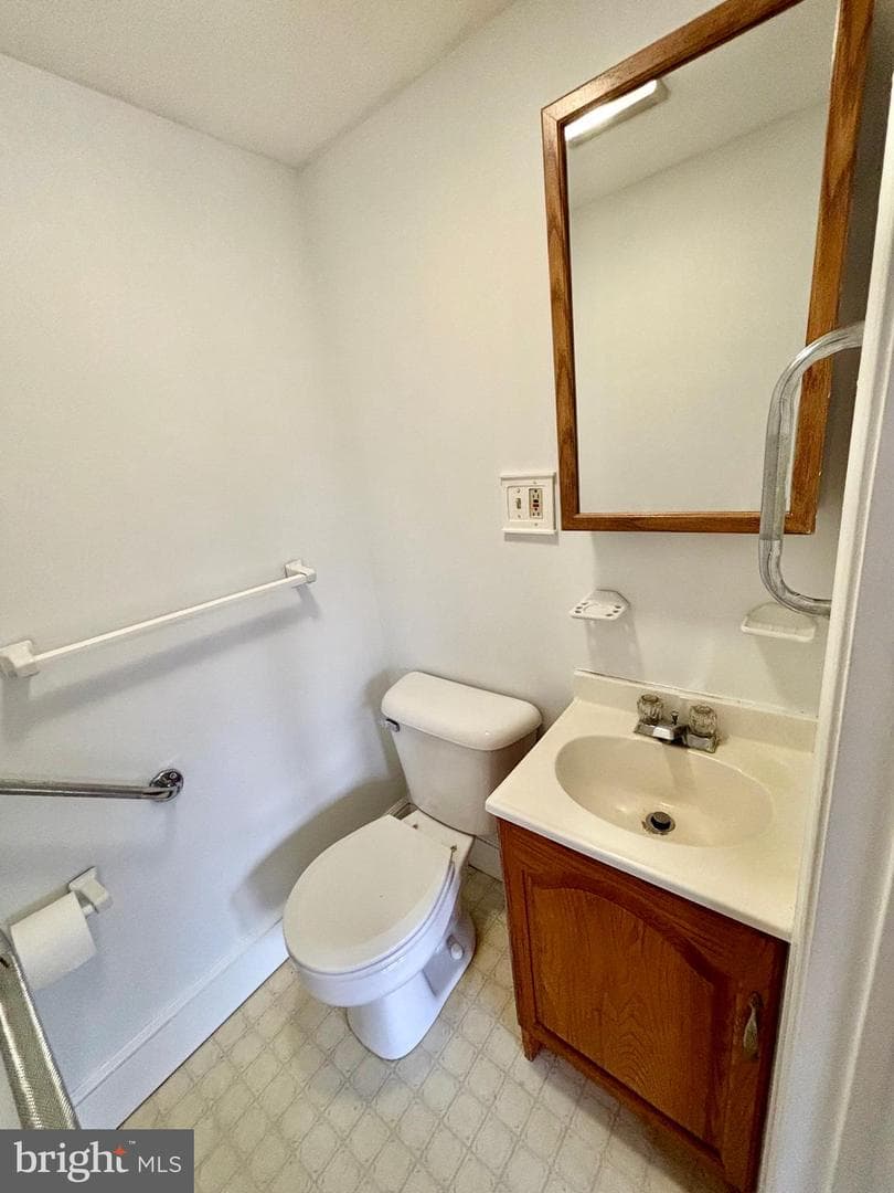 6309 Walker Street photo 12