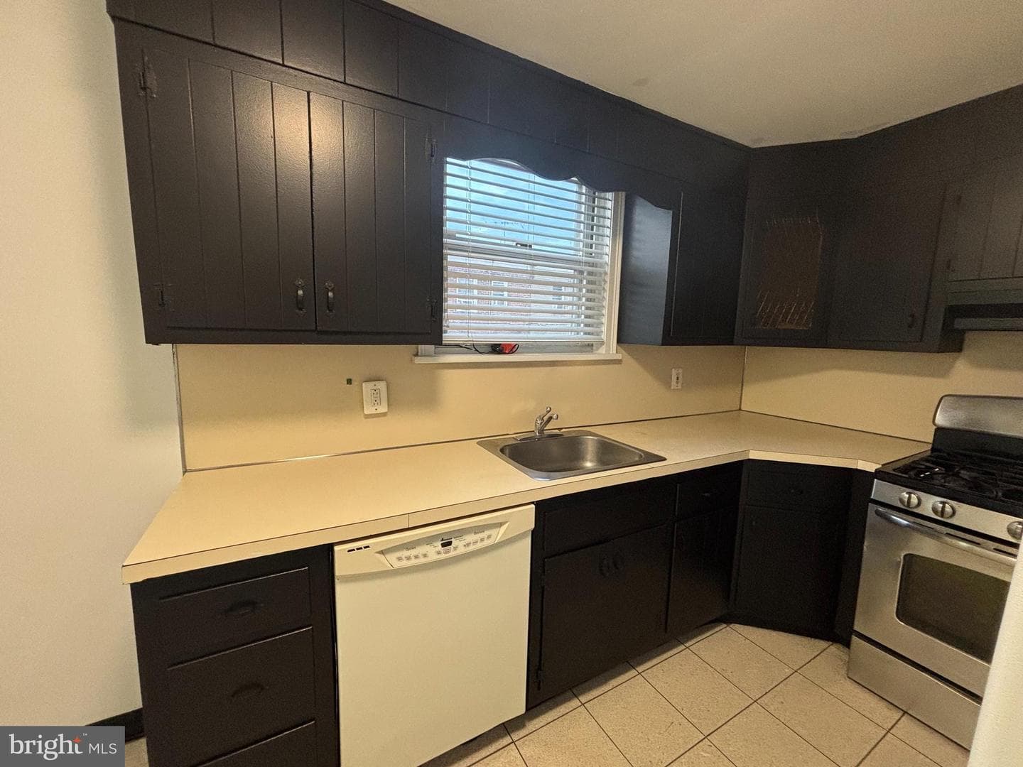 6309 Walker Street photo 15