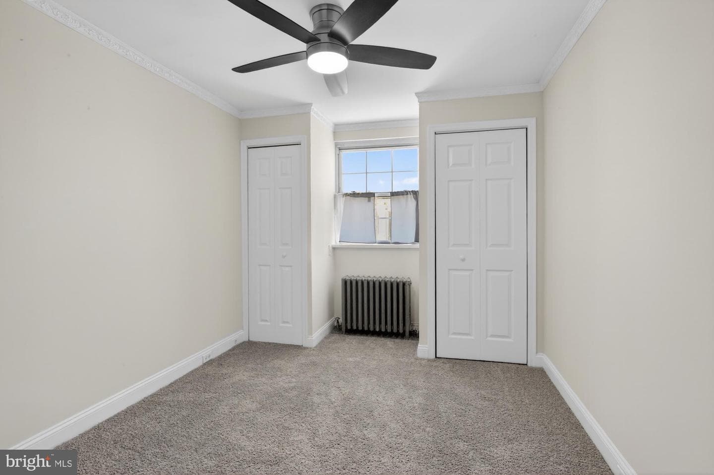 2932 E Thompson Street photo 21