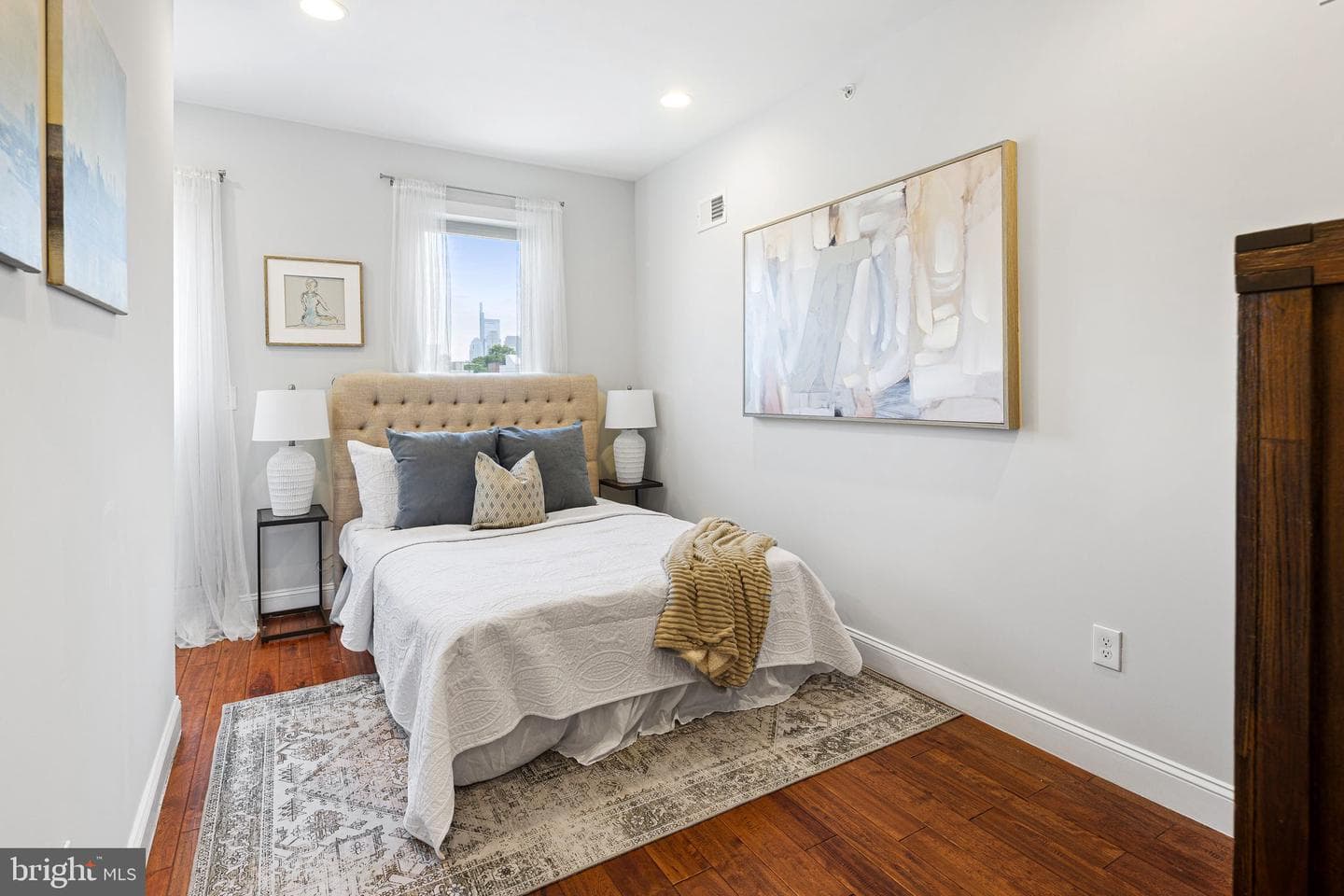 2340 Greenwich Street photo 15