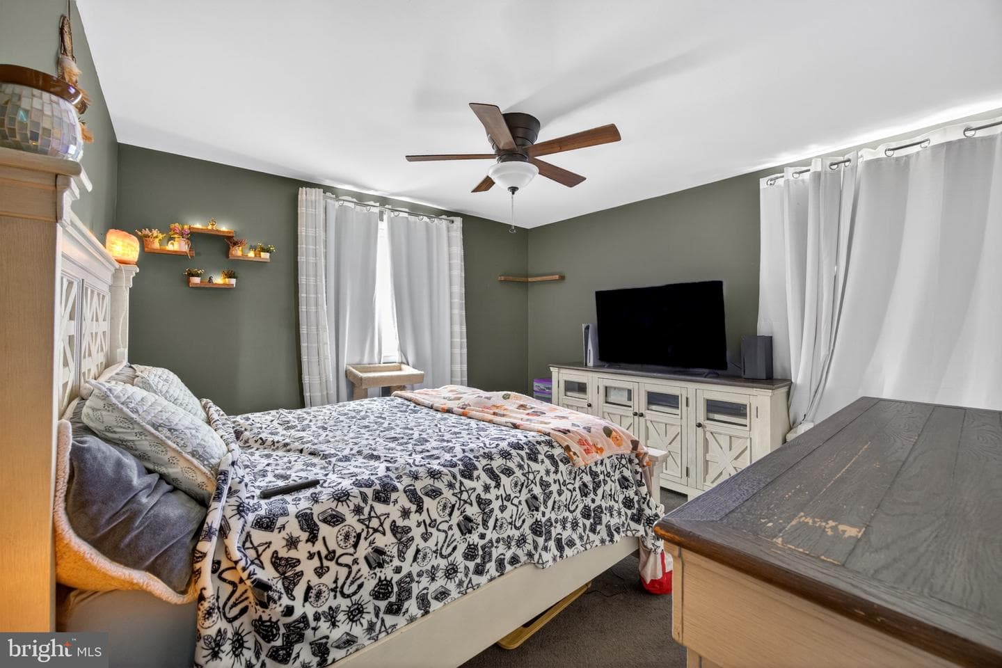 463 Pinewood Road photo 22
