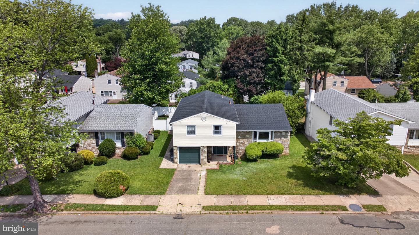 463 Pinewood Road photo 7