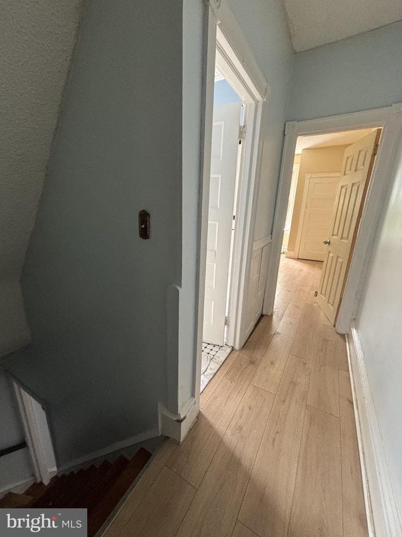 4636 Oakland Street photo 10