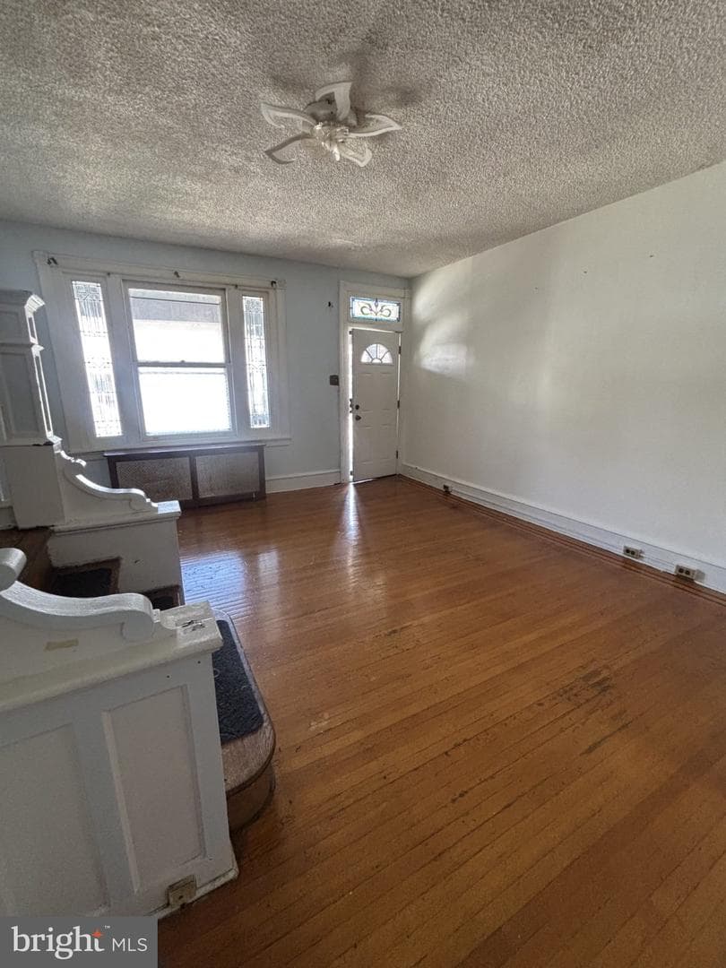 4636 Oakland Street photo 4