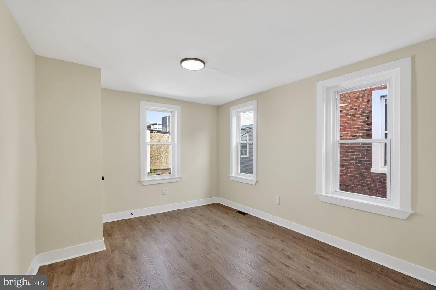 749 S 52nd Street photo 23