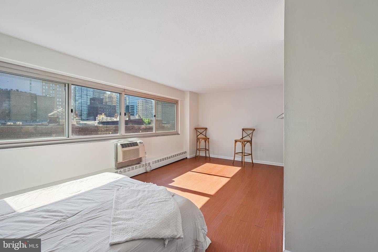 2101 Chestnut Street #606 photo 8