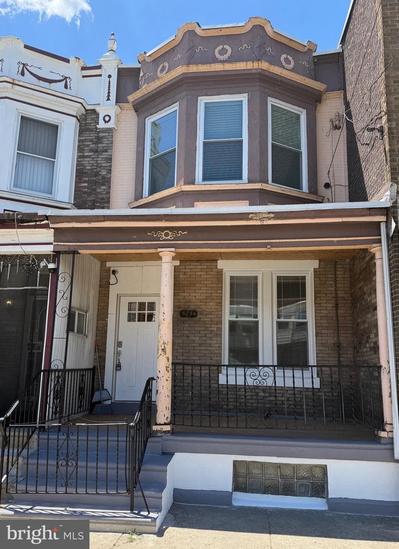 5254 W Jefferson Street photo 3