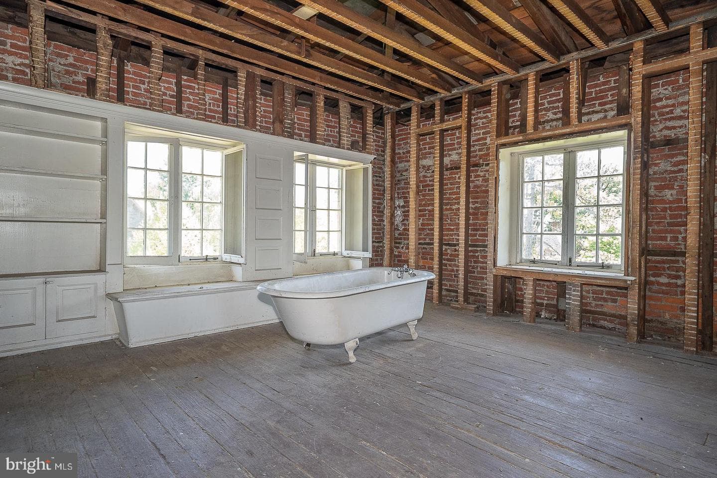 5 E Chestnut Hill Avenue photo 16