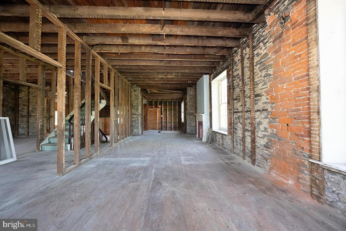 5 E Chestnut Hill Avenue photo 9
