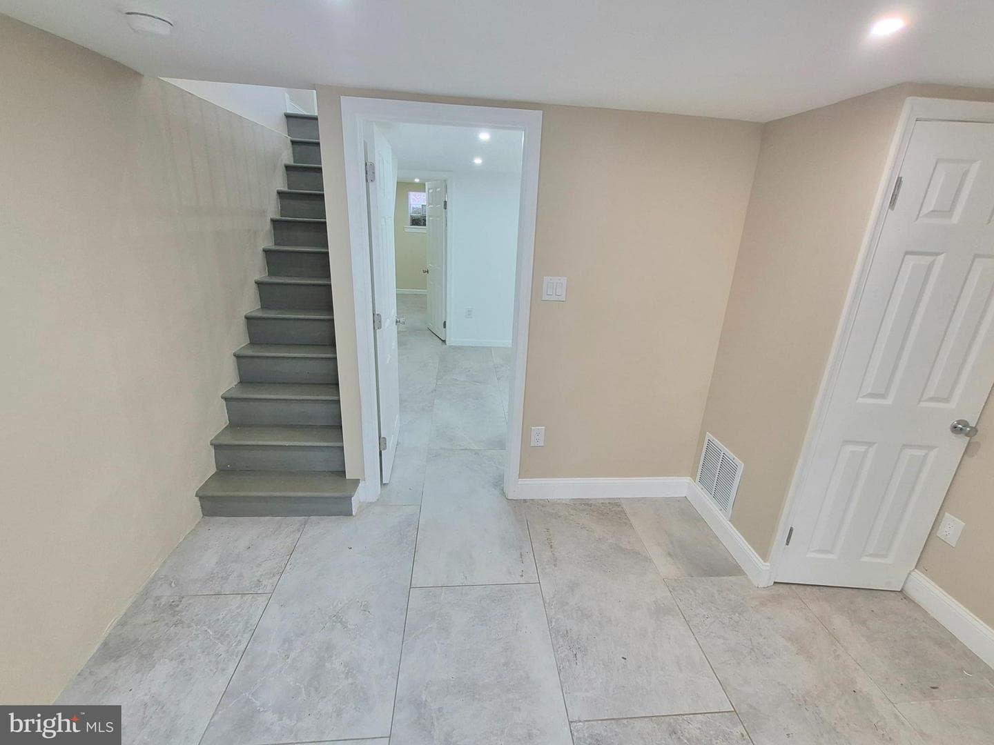 6136 Walker Street photo 22