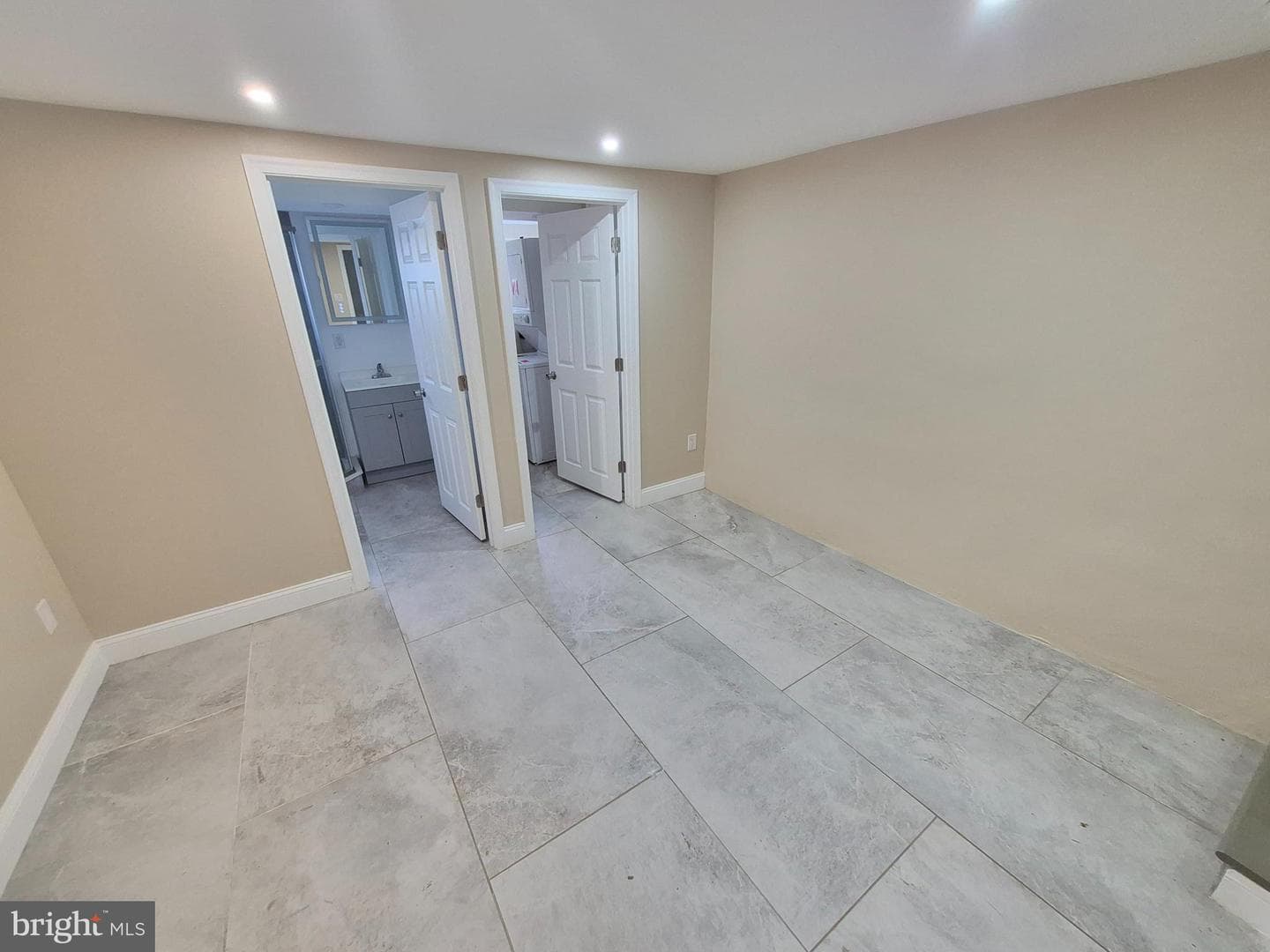 6136 Walker Street photo 24