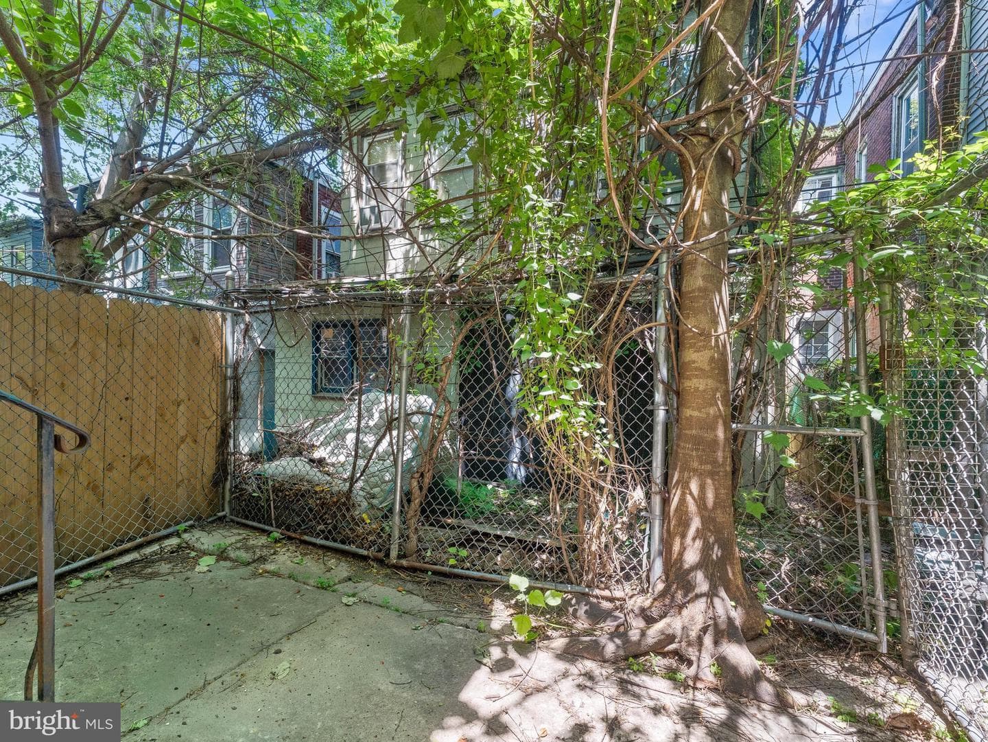 1337 S May Street photo 19
