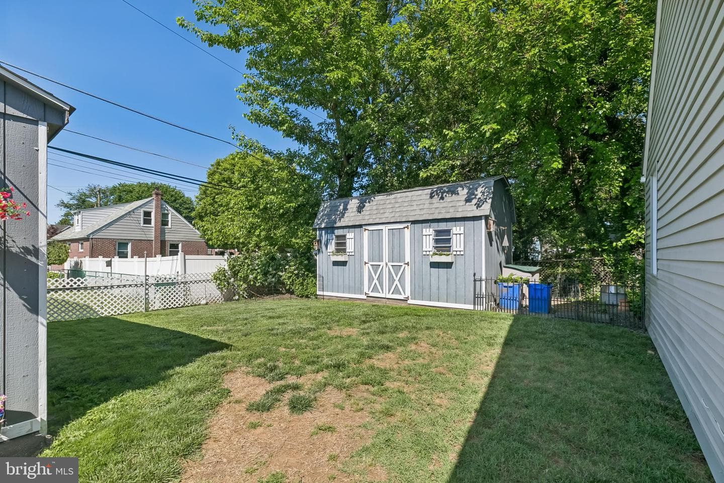 918 Griffith Street photo 51
