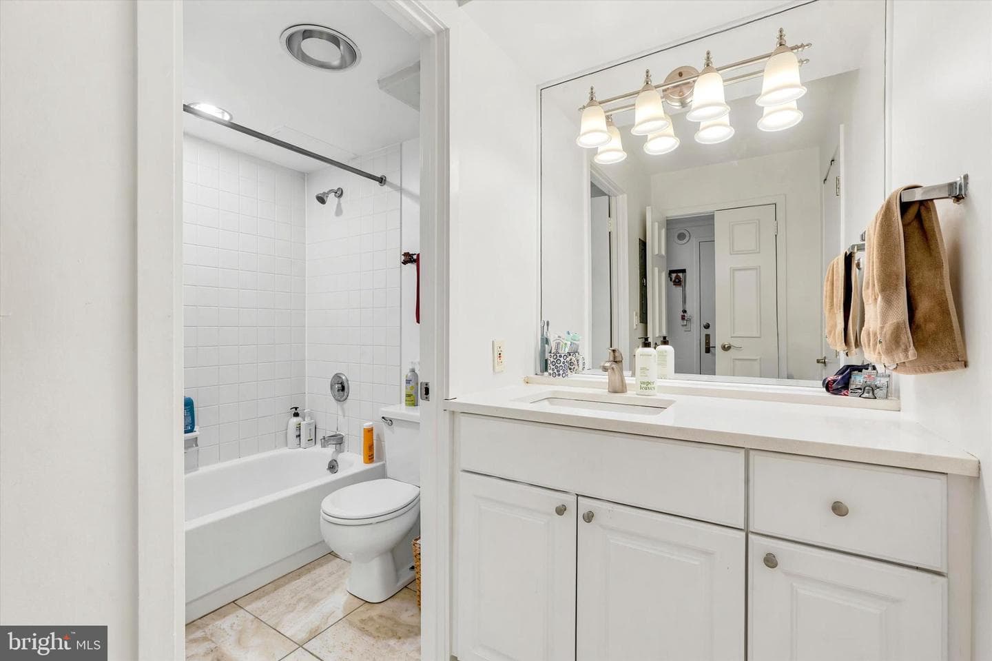 2018 Walnut Street #23f photo 11