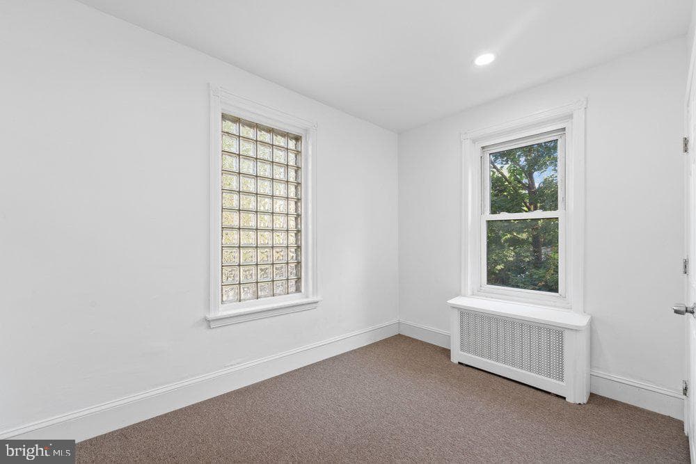 1364 W Spencer Street photo 18