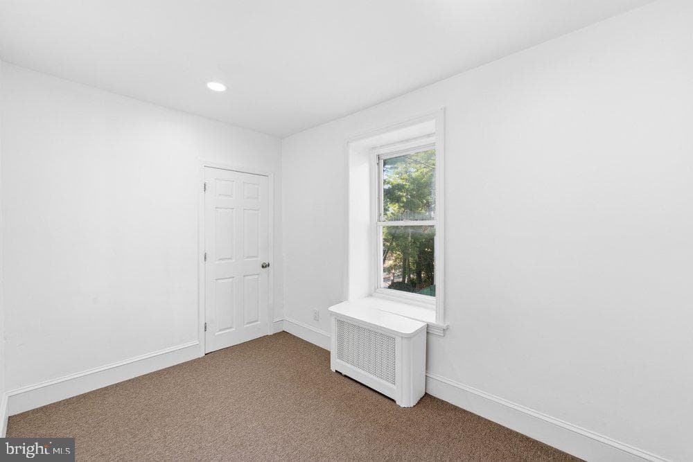 1364 W Spencer Street photo 21