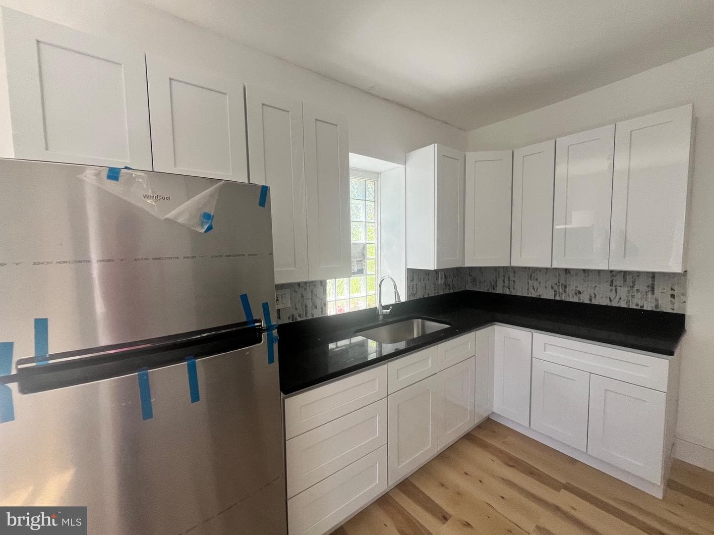 1364 W Spencer Street photo 5