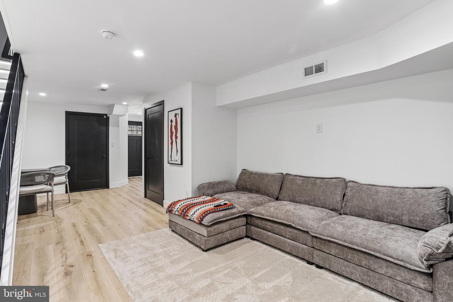 5338 Locust Street photo 31