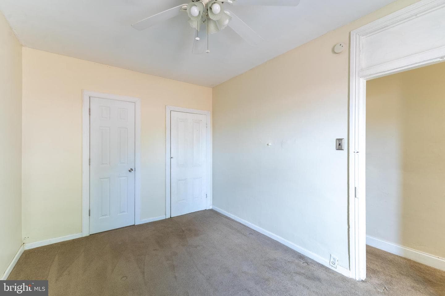 122 W Salaignac Street photo 14