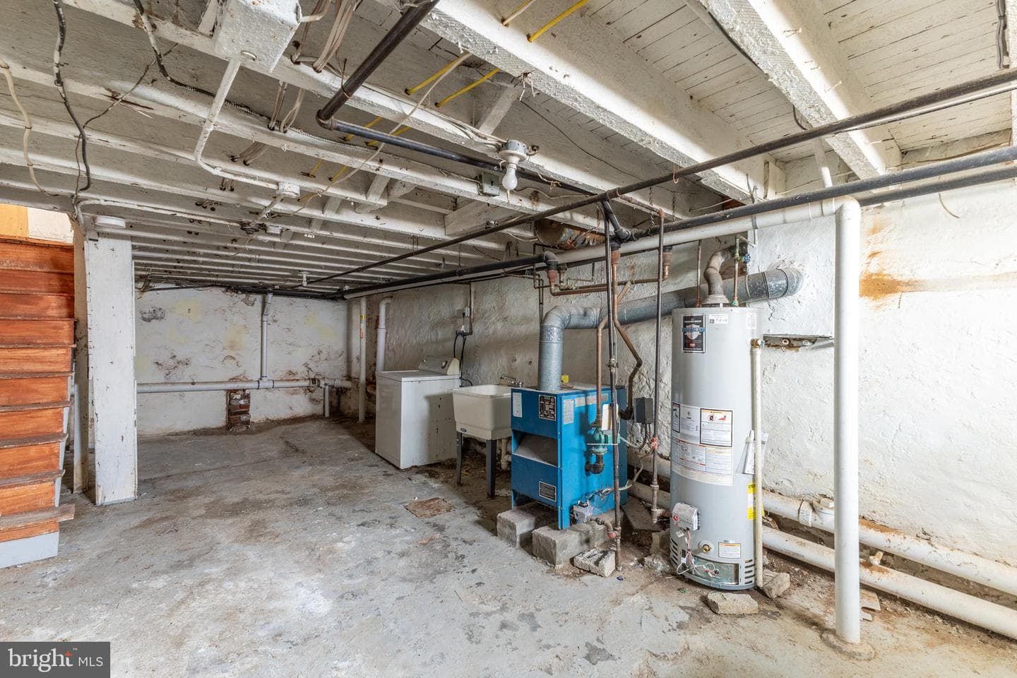 122 W Salaignac Street photo 25