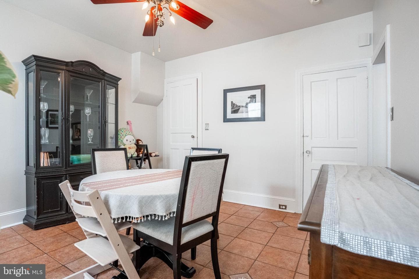 4326 Mitchell Street photo 11