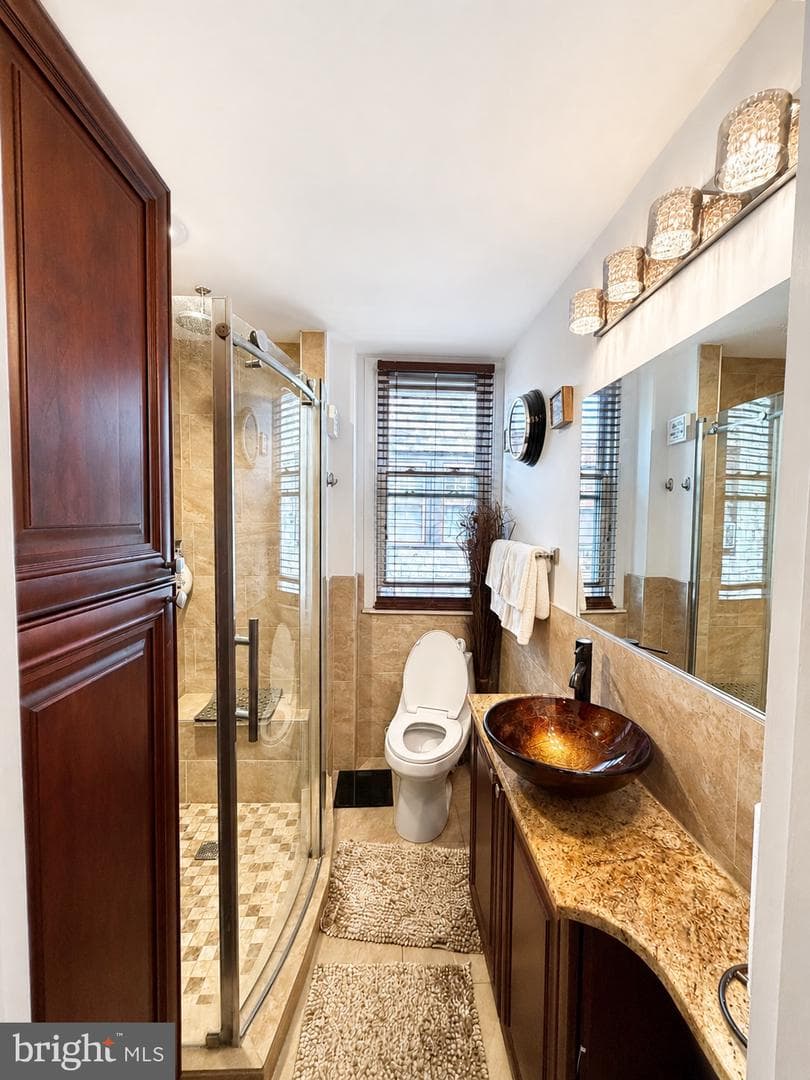 1103 Kenwyn Street photo 19