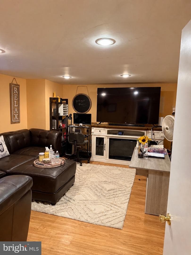 1103 Kenwyn Street photo 26