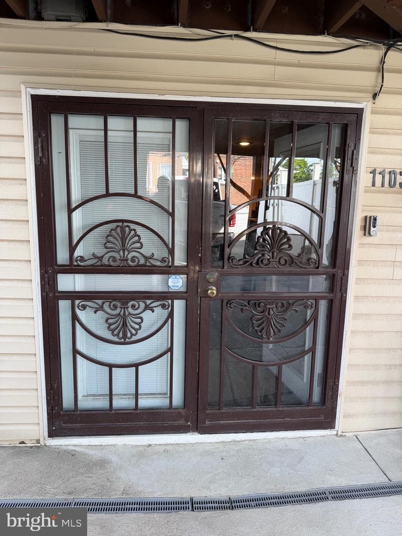 1103 Kenwyn Street photo 28