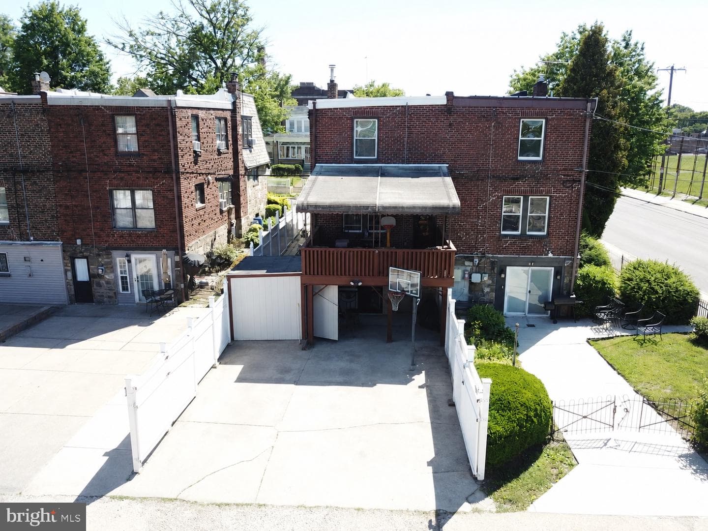 1103 Kenwyn Street photo 34