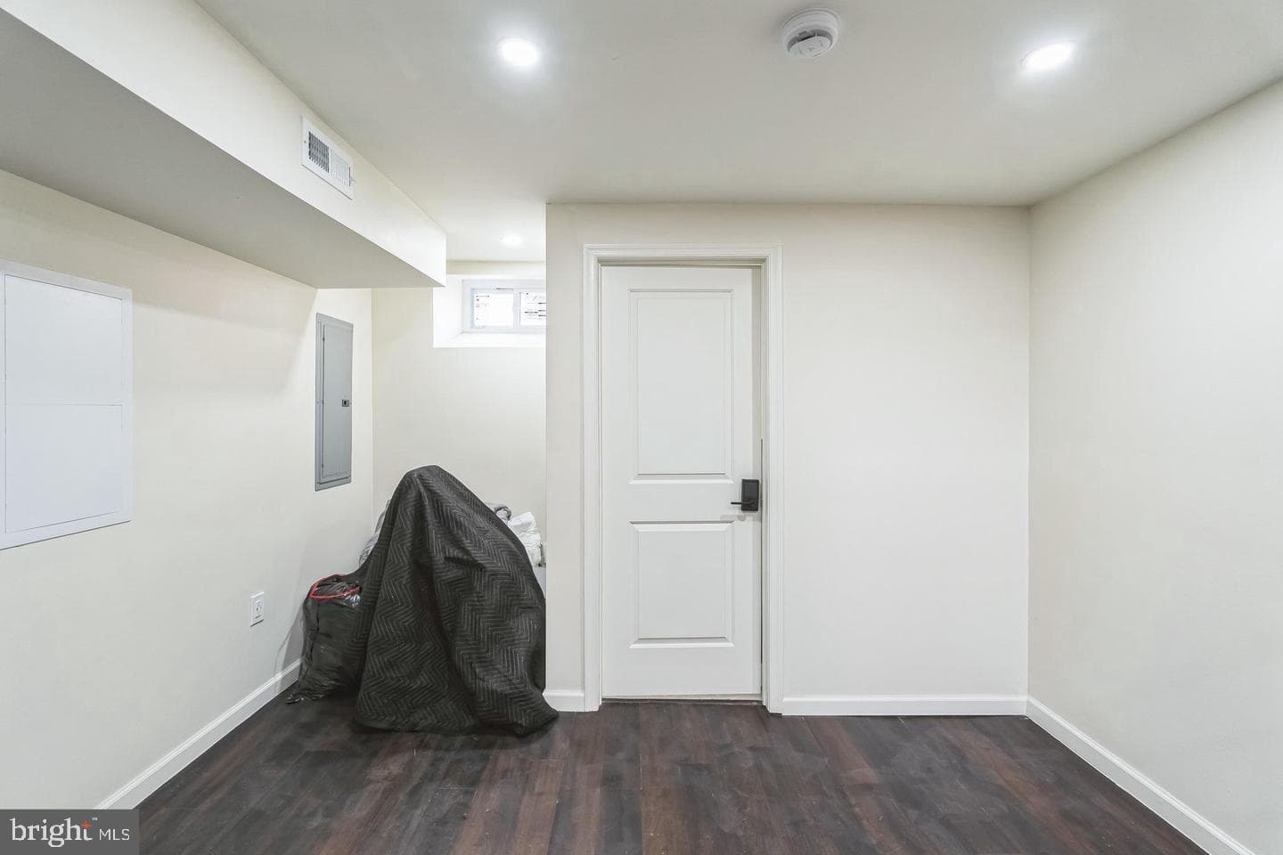 2420 Harlan Street photo 9