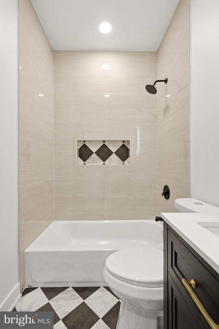 5430 Addison Street photo 36