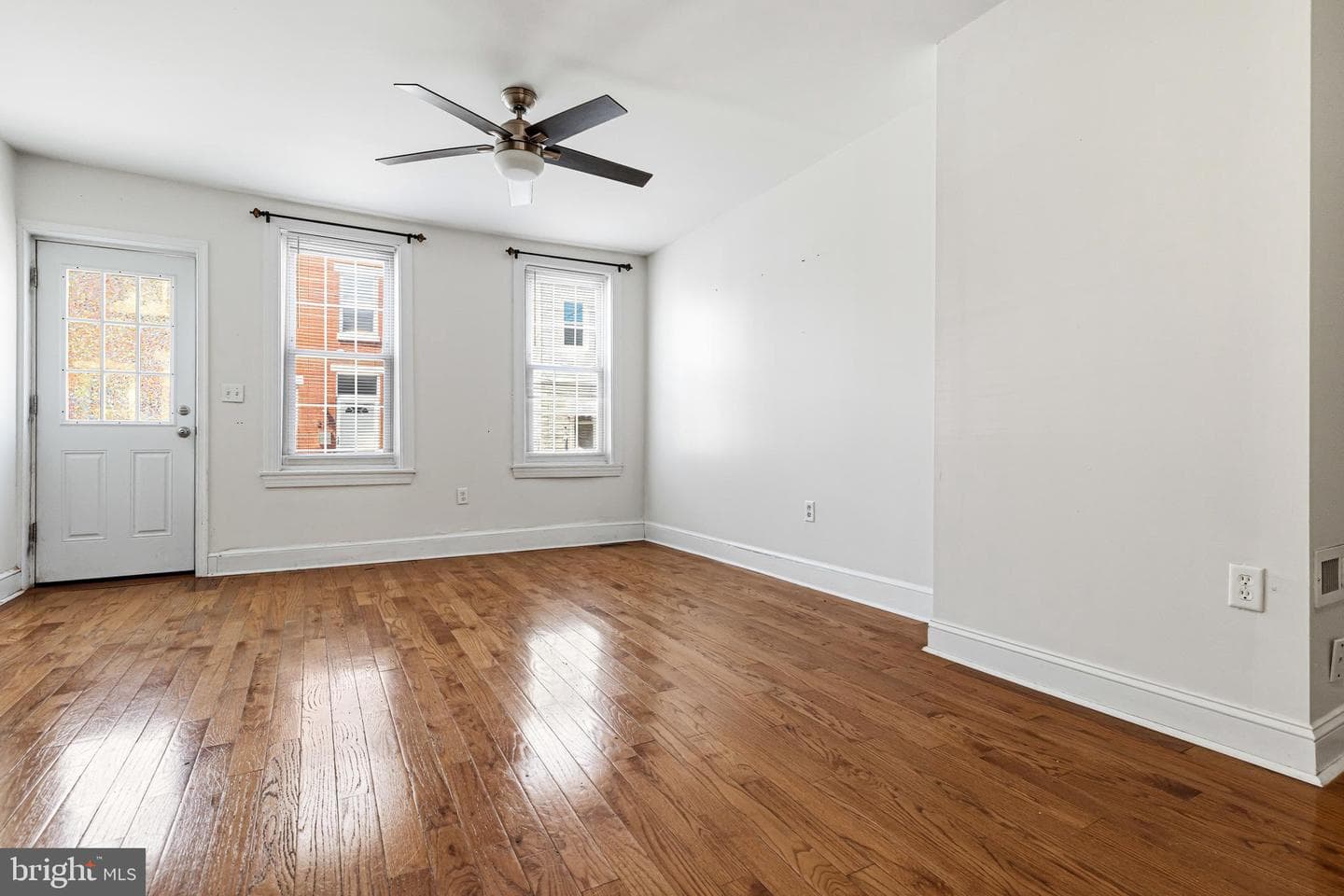 2341 E Boston Street photo 2