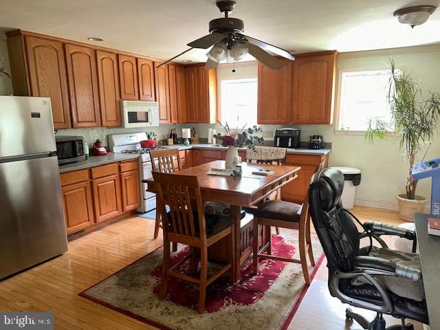 9312 Crispin Street photo 14