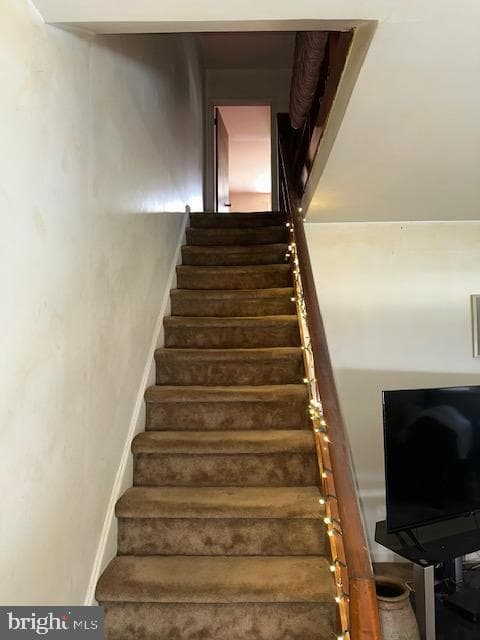 9312 Crispin Street photo 20