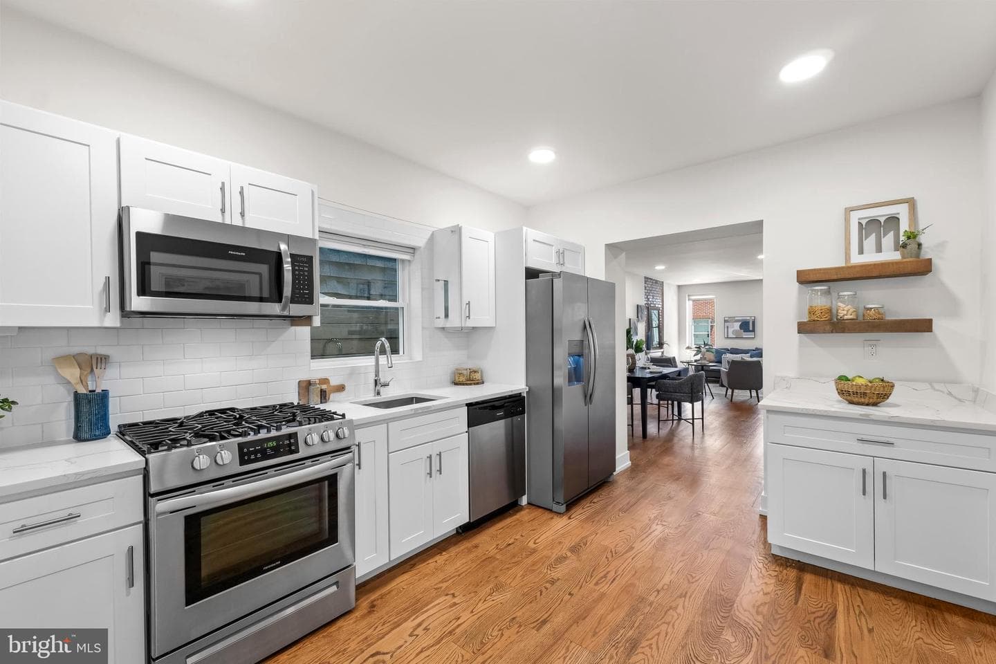 1614 Latona Street photo 6