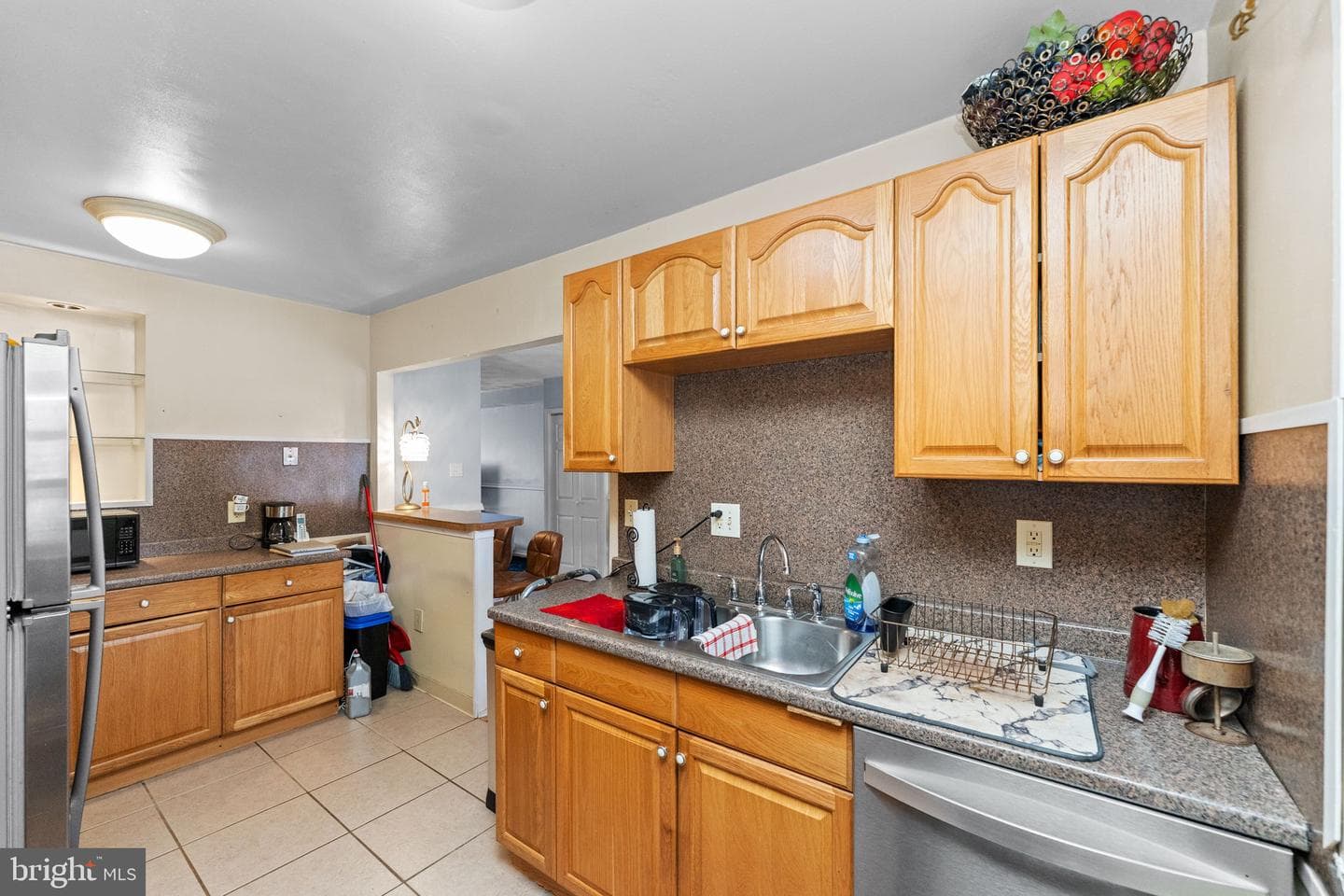 6617 Harley Street photo 12