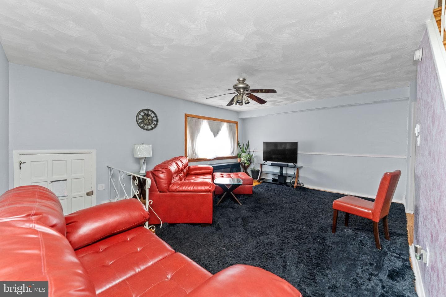 6617 Harley Street photo 5