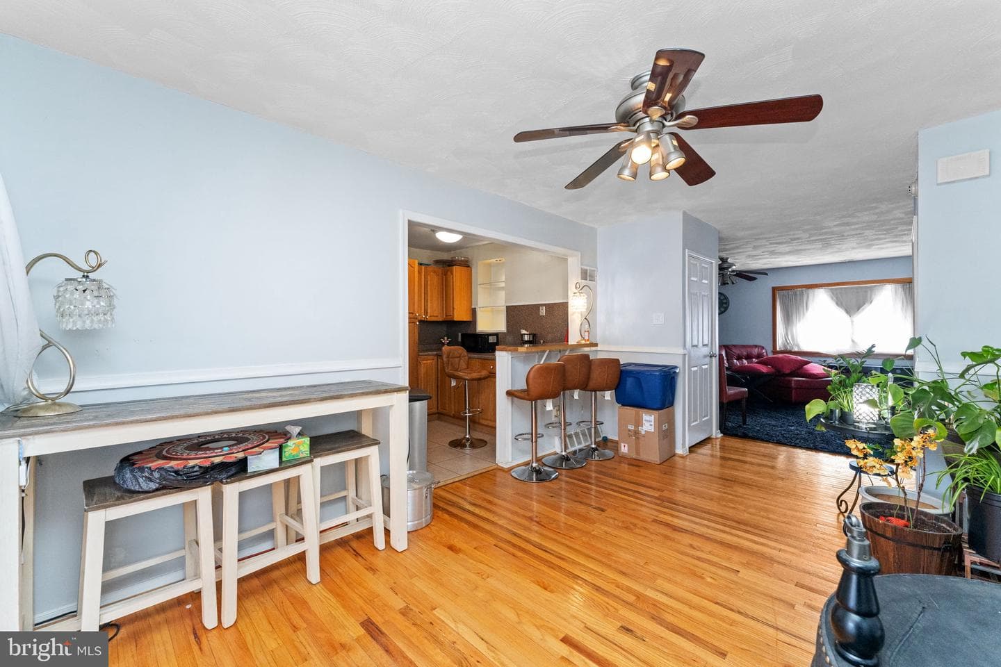 6617 Harley Street photo 6