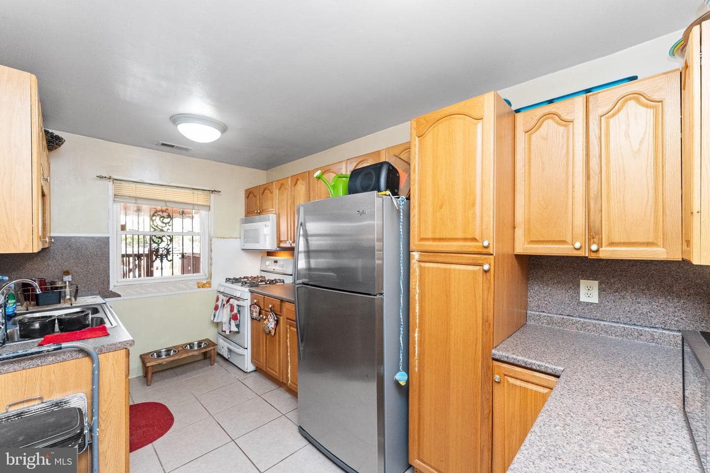 6617 Harley Street photo 9