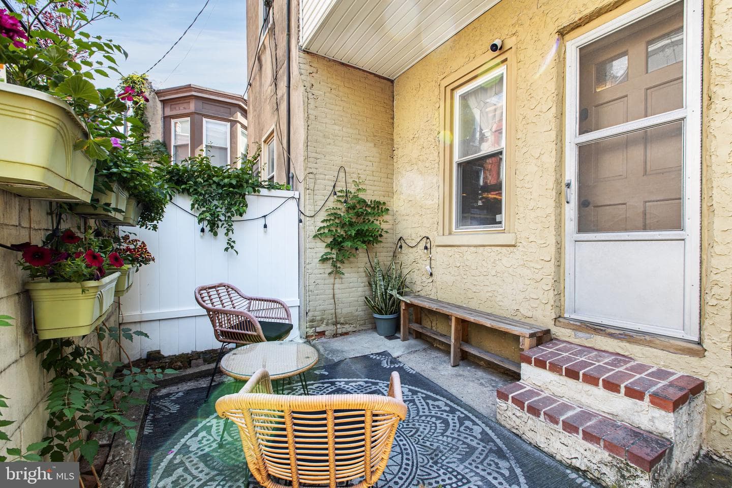 892 N Bucknell Street photo 20