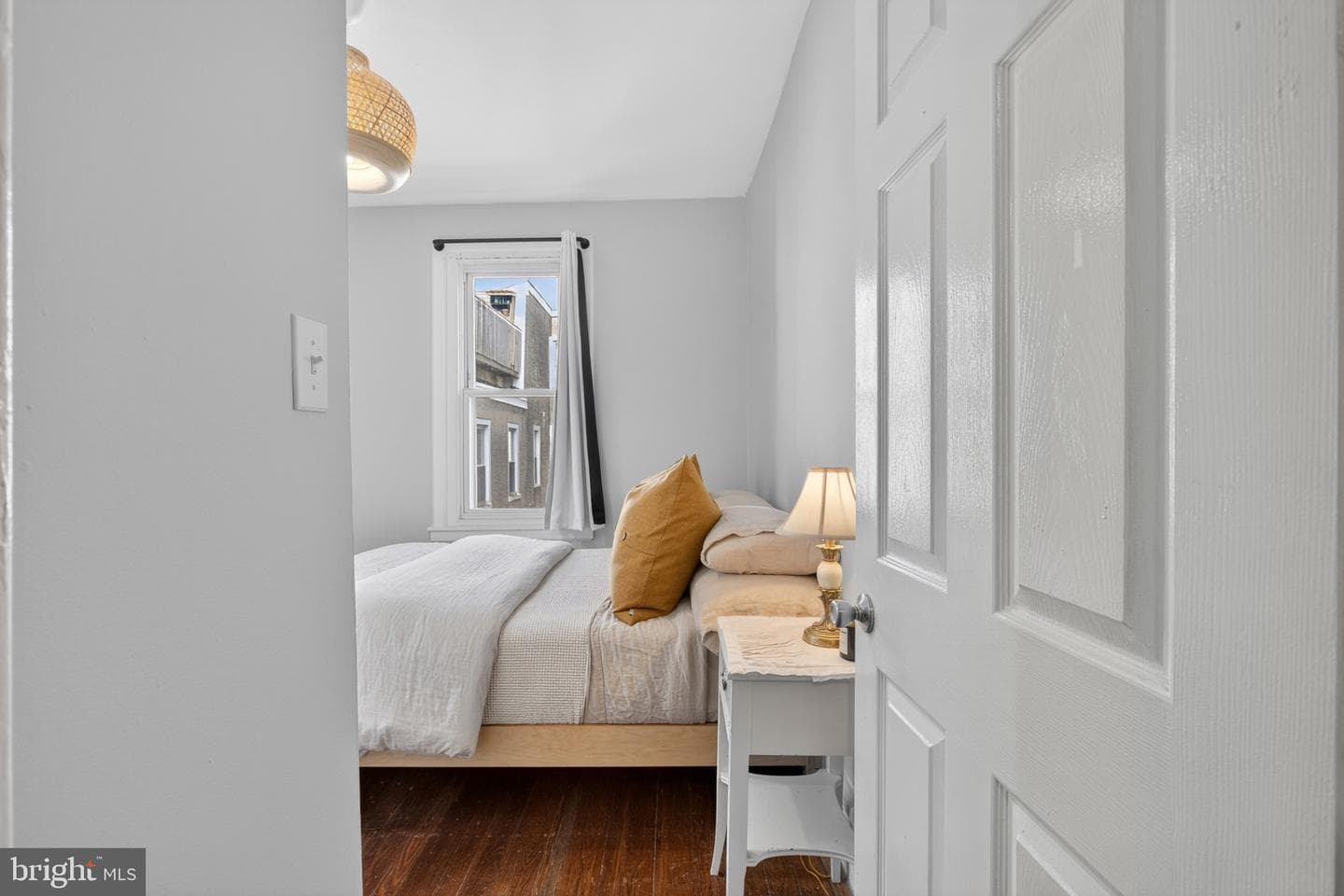 892 N Bucknell Street photo 21