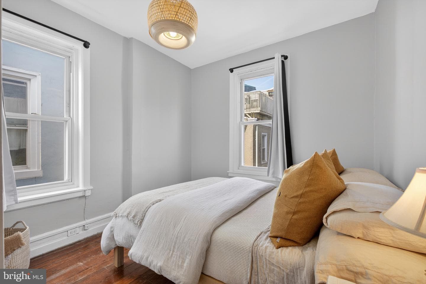 892 N Bucknell Street photo 22