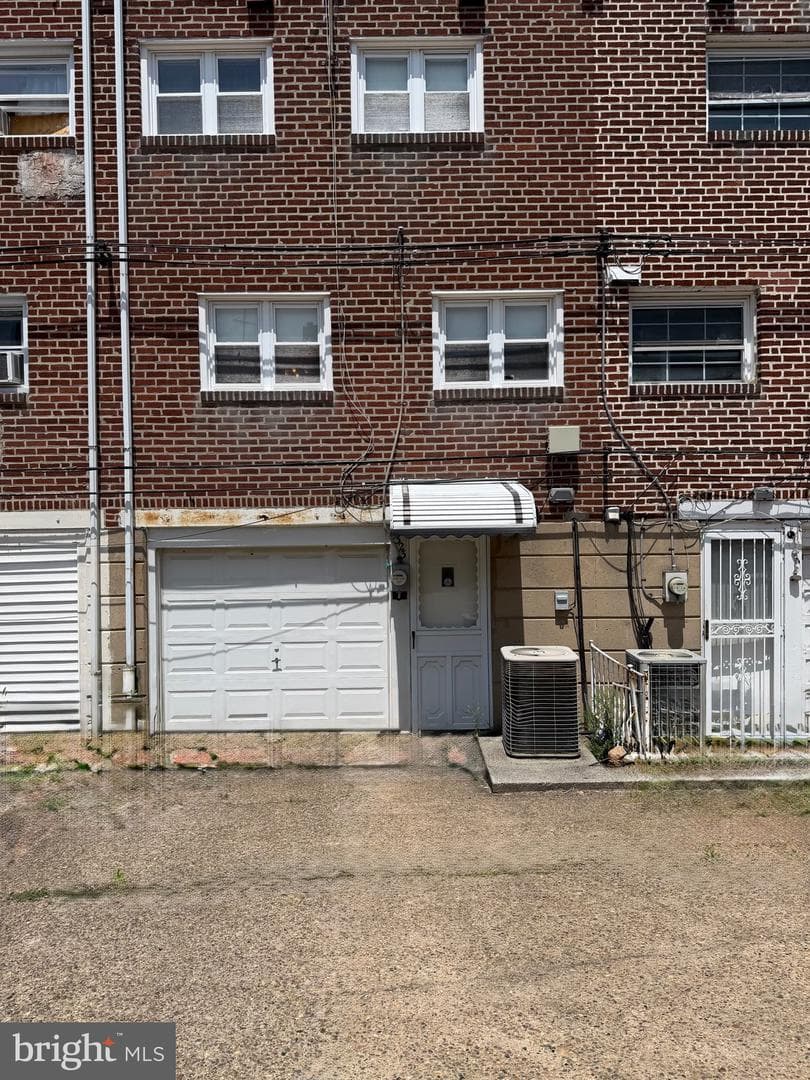 6323 Cottage Street photo 17