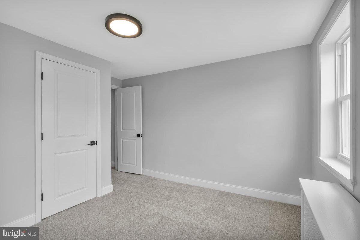 622 Fernon Street photo 21