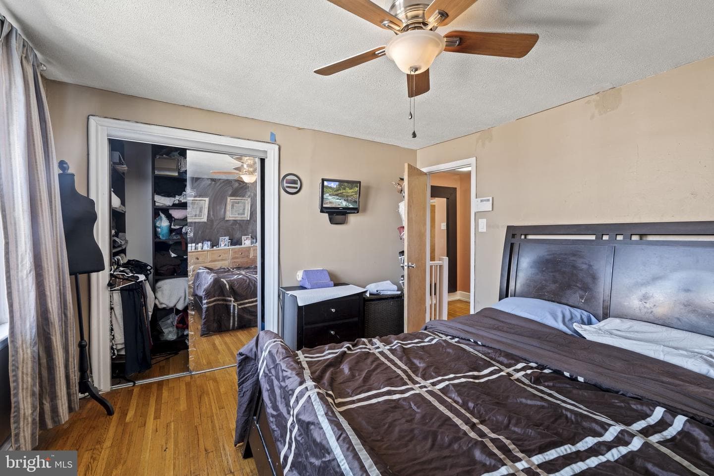 3902 Elsinore Street photo 13