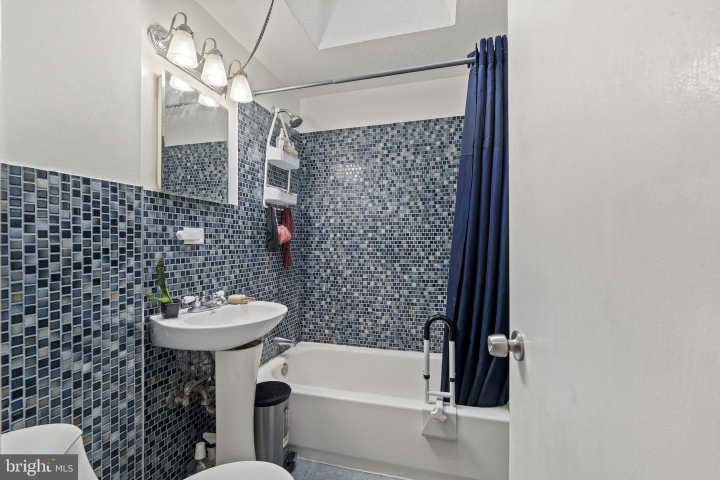 3902 Elsinore Street photo 14