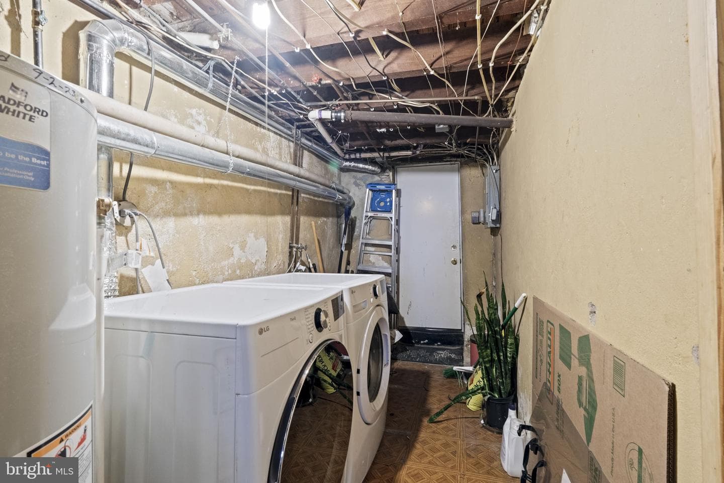 3902 Elsinore Street photo 15